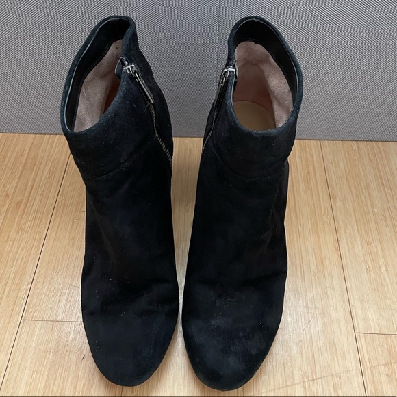 MICHAEL Michael Kora Arabella suede booties - Picture 3 of 5